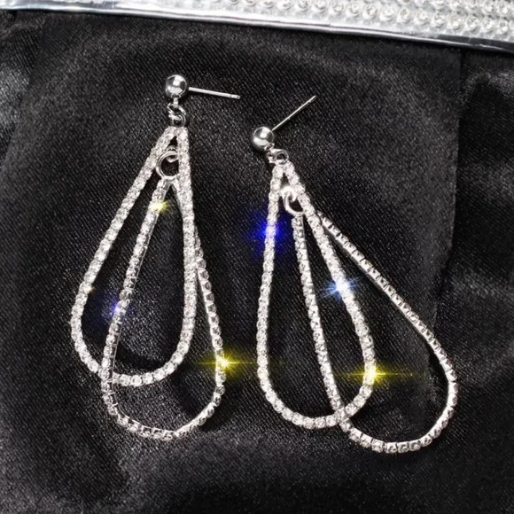 ¥ NEW 925 STERLING SILVER DIAMOND DROP EARRINGS - Picture 5 of 7